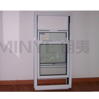 Schiebefenster aus UPVC mit Doppelverglasung