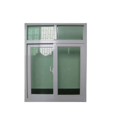 Amerikanische Vinylfenster mit individueller Profilfarbe und Radius-Design im Bay Style