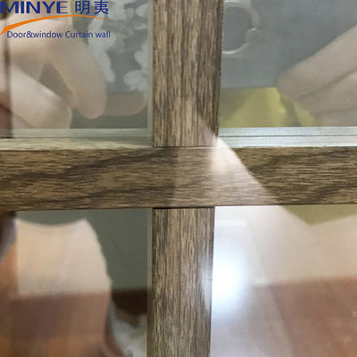 1.4 mm Profildicke Ziegelguss in Shanghai Halbrunder Holzfenster