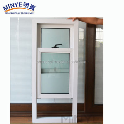 2.0mm-2.5mm Profildicke PVC vertikal gleitendes Fenster für die Installation im Innenhof