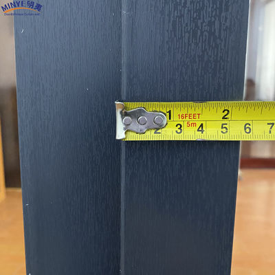 Doppelgehärtetes Glas, winddicht, UPVC-vertikal gehängte Tür für langlebige PVC-Gusset-Tür