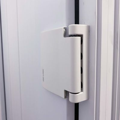 Winddichte PVC-Haupttüren im französischen Stil UPVC-Vertikal-Scharniertür mit PVC-Gusset-Türen