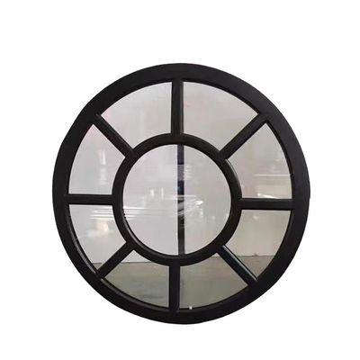 Schalldichtes, modernes, einfaches, festes Fenster mit orkansicheren Rahmen und gehärtetem Glas