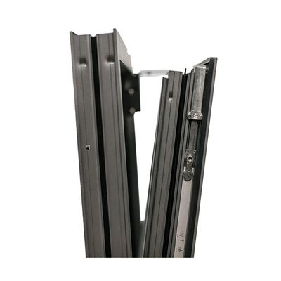 Aluminium-Fenster mit Doppelverglasung und modernem Design